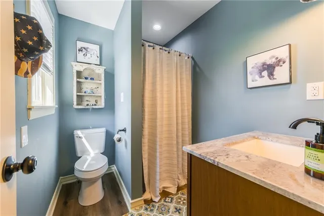 $1,190,000 | 285 Tt Highway, Oak Grove, MO 64075