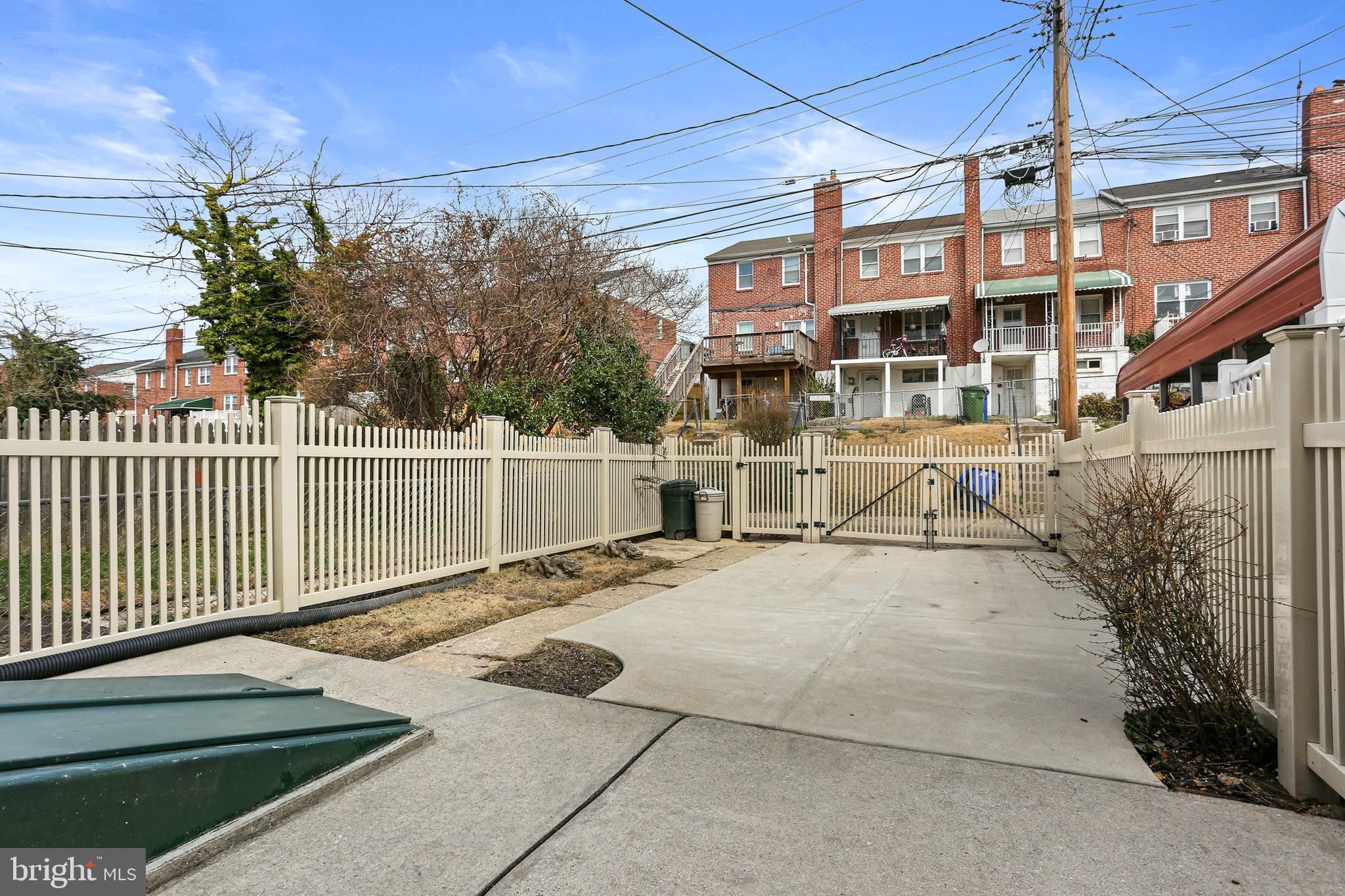 1228 Glenhaven Road Baltimore, MD 21239 - Photo 29 of 38 Large Driveway