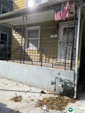 a view of a outdoor space