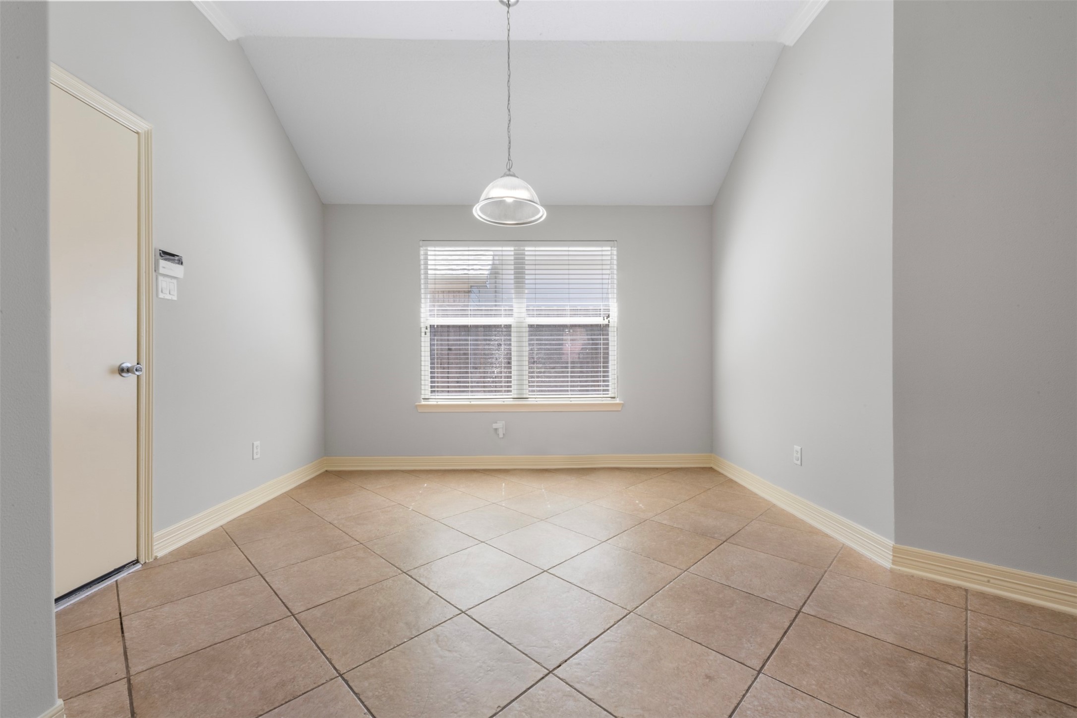 2434 Soledad Ridge Drive Spring, TX 77373 - Photo 21 of 33 Breakfast Area