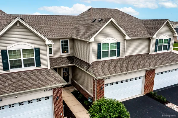 a house view with a outdoor space