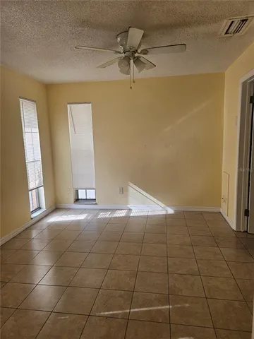 $1,380 | 145 New York Avenue, Dunedin, FL 34698