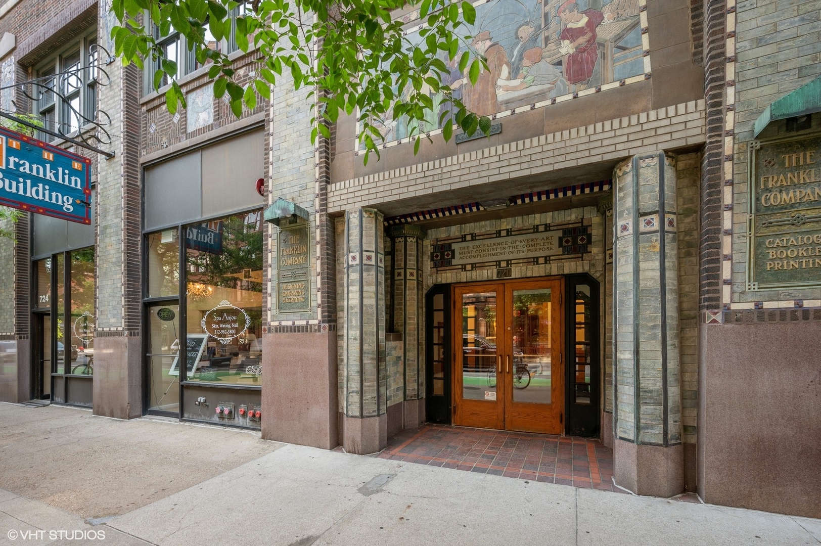 720 South Dearborn Street, Unit 305 Chicago, IL 60605 - Photo 1 of 20 a view of a entrance of the building