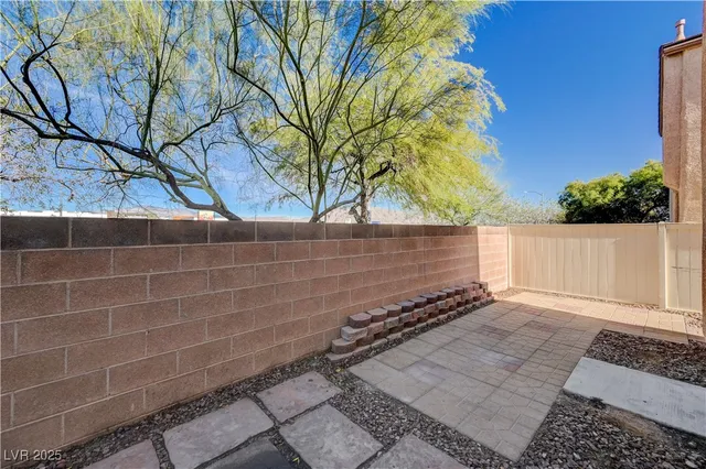 $1,895 | 9506 Diamond Bridge Avenue, Las Vegas, NV 89166