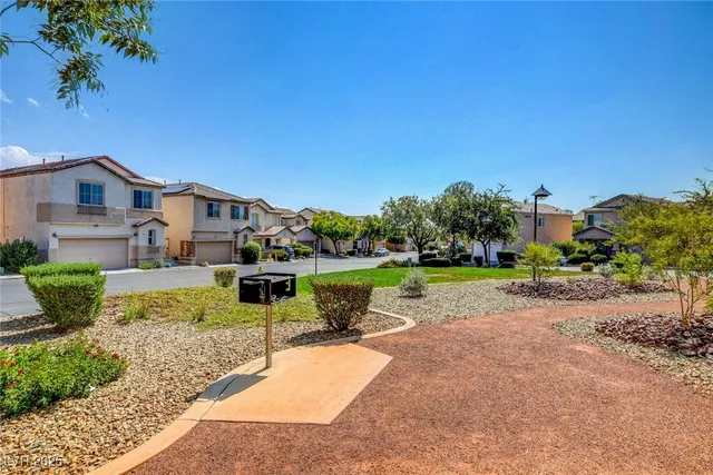 $1,895 | 9506 Diamond Bridge Avenue, Las Vegas, NV 89166