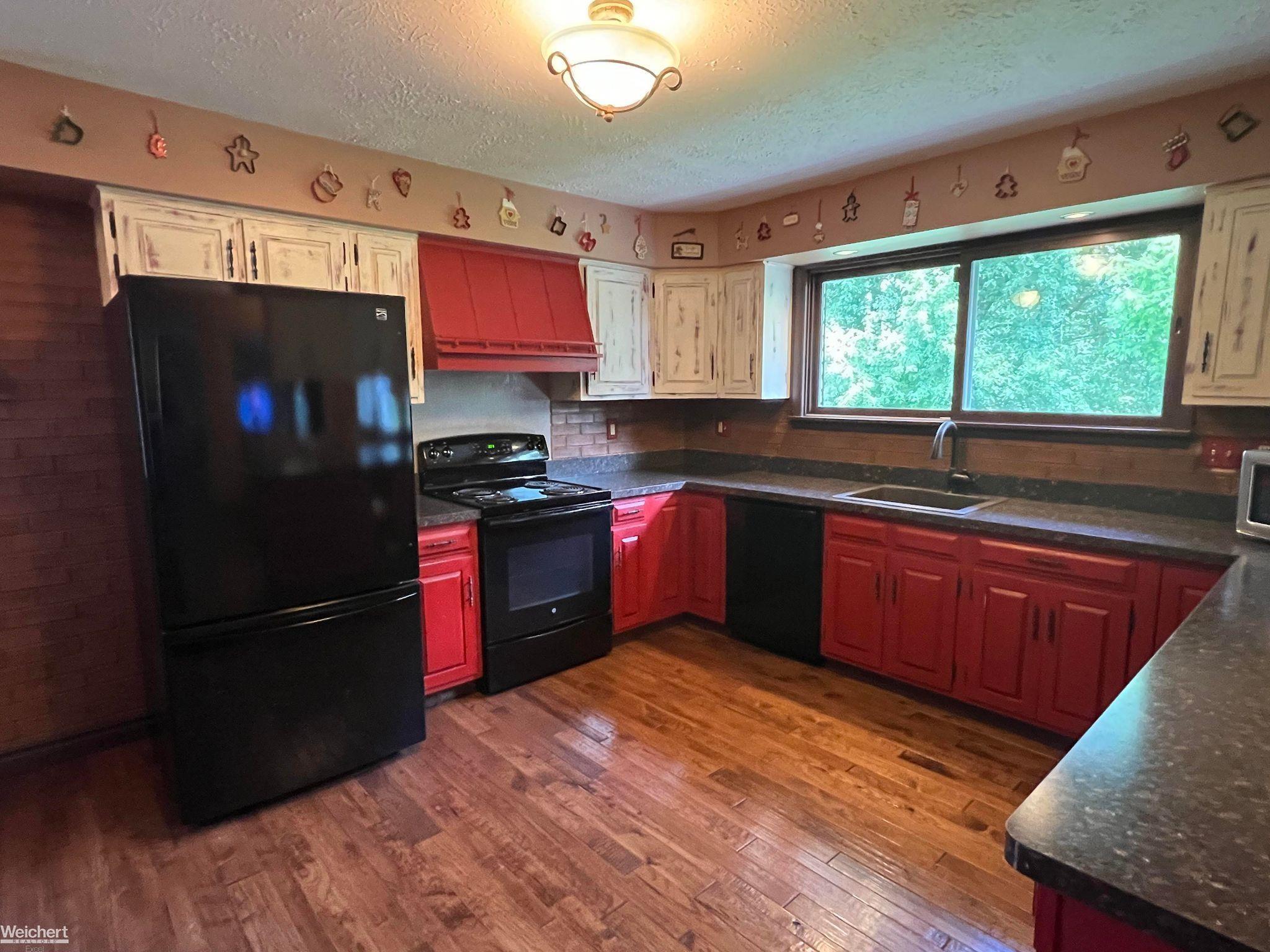 1271 Green Ridge Road Rochester, MI 48309 - Photo 35 of 68 50088001-34.JPG