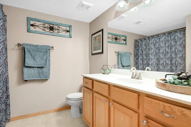 $370,000 | 601 Dillon Avenue North, Montrose, MN 55363