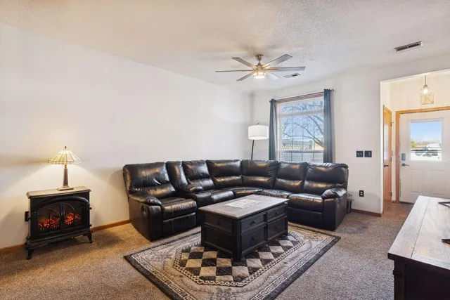 $215,000 | 497 19th Place Southeast, Cambridge, MN 55008