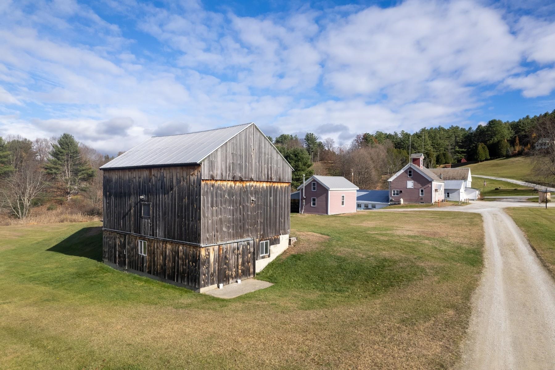 2636 Highway 3 Pittsford, VT 05744 - Photo 12 of 55