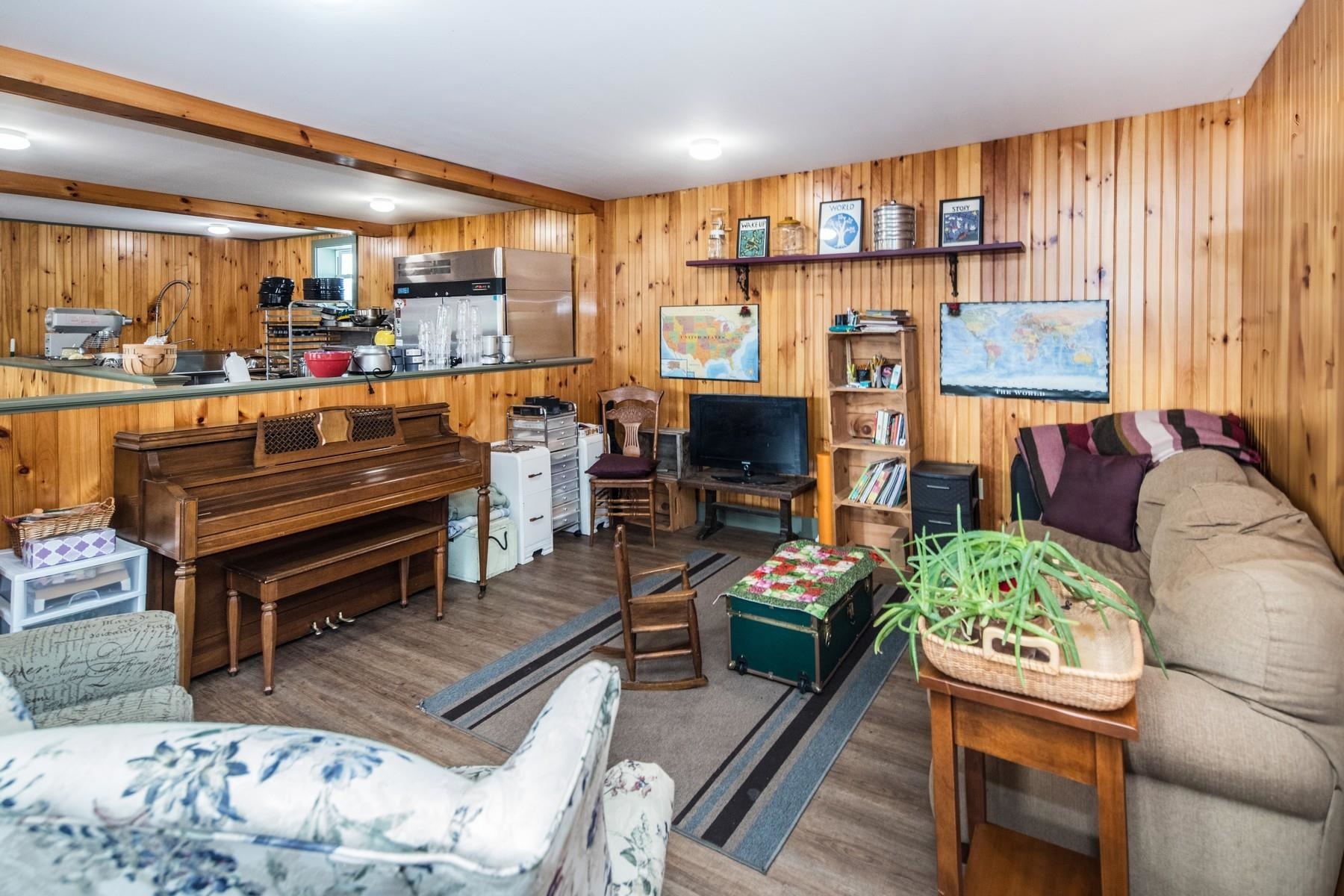 2636 Highway 3 Pittsford, VT 05744 - Photo 29 of 55