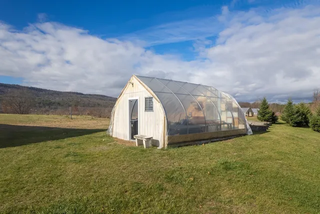 $795,000 | 2636 Highway 3, Pittsford, VT 05744