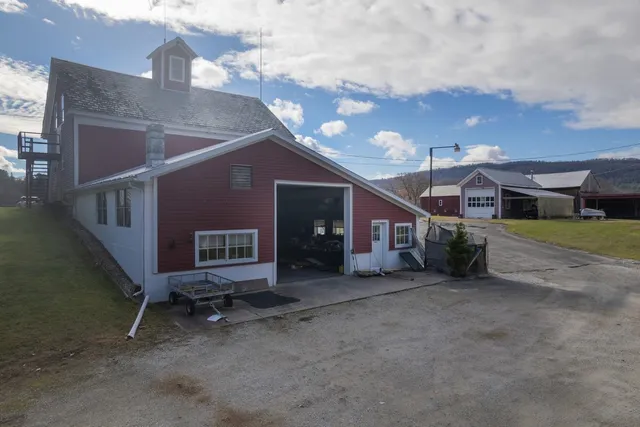$795,000 | 2636 Highway 3, Pittsford, VT 05744