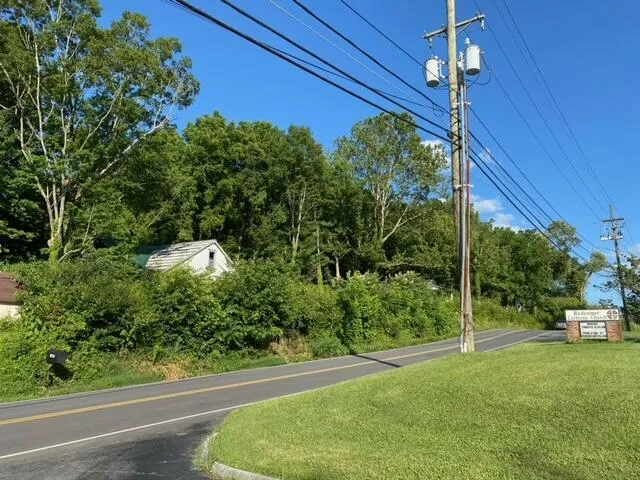 $1,300,000 | 1323-1385 Island Road, Bristol, VA 24201