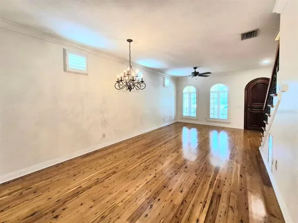 $5,000 | 3817 West Tacon Street, Tampa, FL 33629