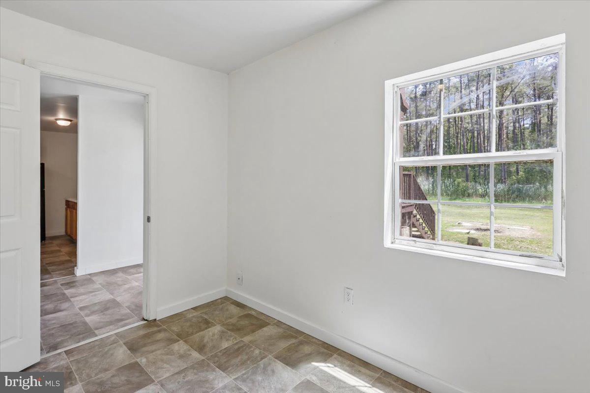 2899 Byrdtown Road Crisfield, MD 21817 - Photo 12 of 37