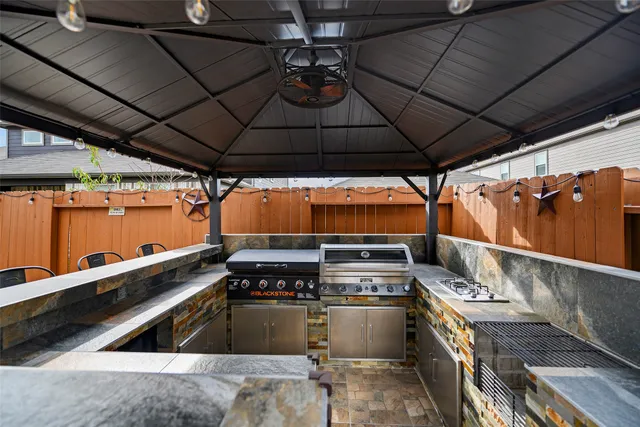 $479,000 | 2110 Artic Loon Drive, Conroe, TX 77385