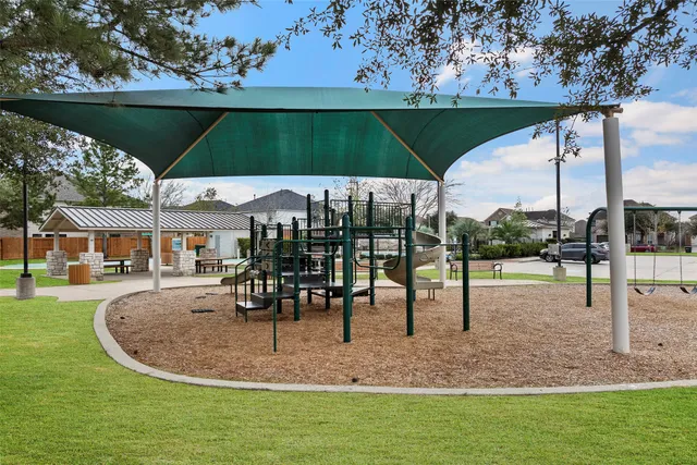 $479,000 | 2110 Artic Loon Drive, Conroe, TX 77385