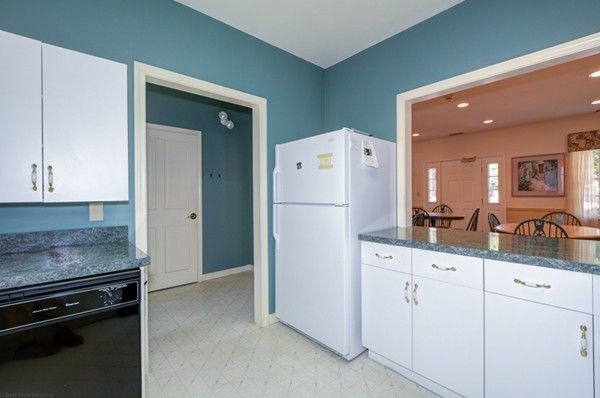 396 Boston Road, Unit 101 Billerica, MA 01821 - Photo 28 of 30