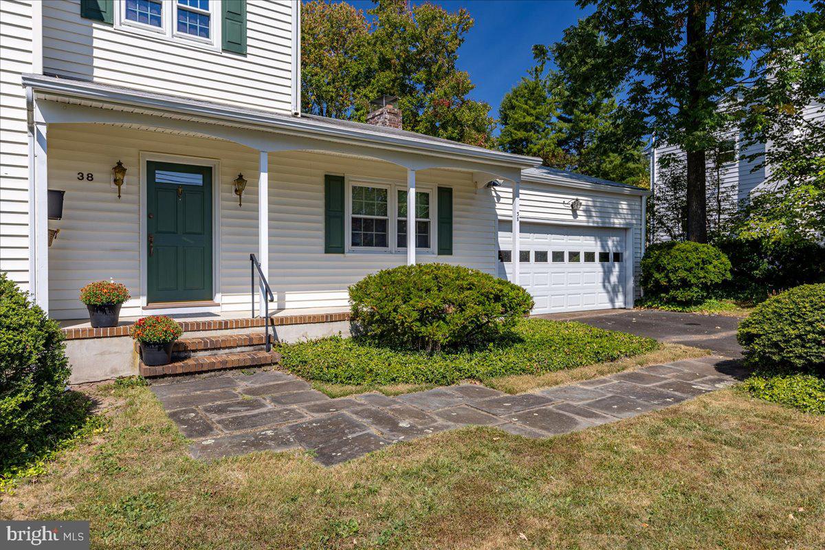 38 Terhune Road Princeton, NJ 08540 - Photo 3 of 29 Oversized porch