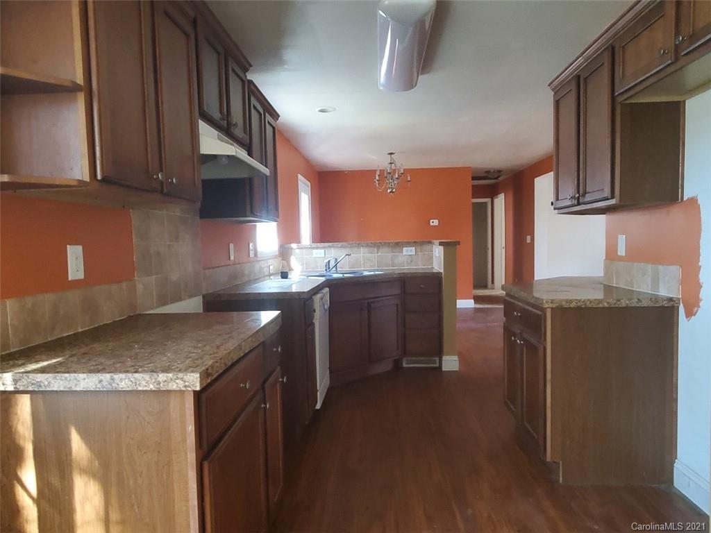 992 Old Friendship Road Rock Hill, SC 29730 - Photo 5 of 9 Gallery Image 5