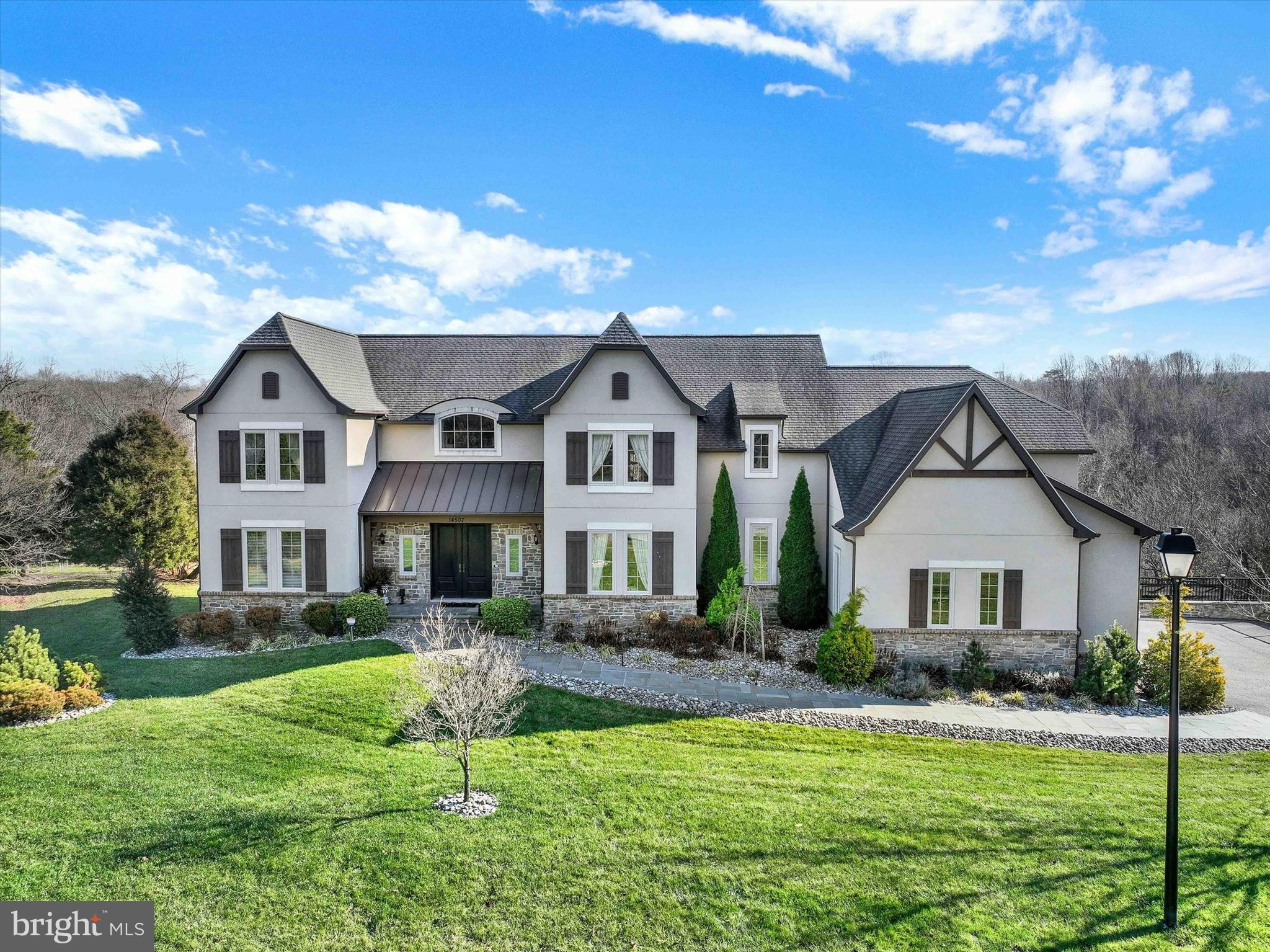 Welcome to 14507 Ventry Farm Court