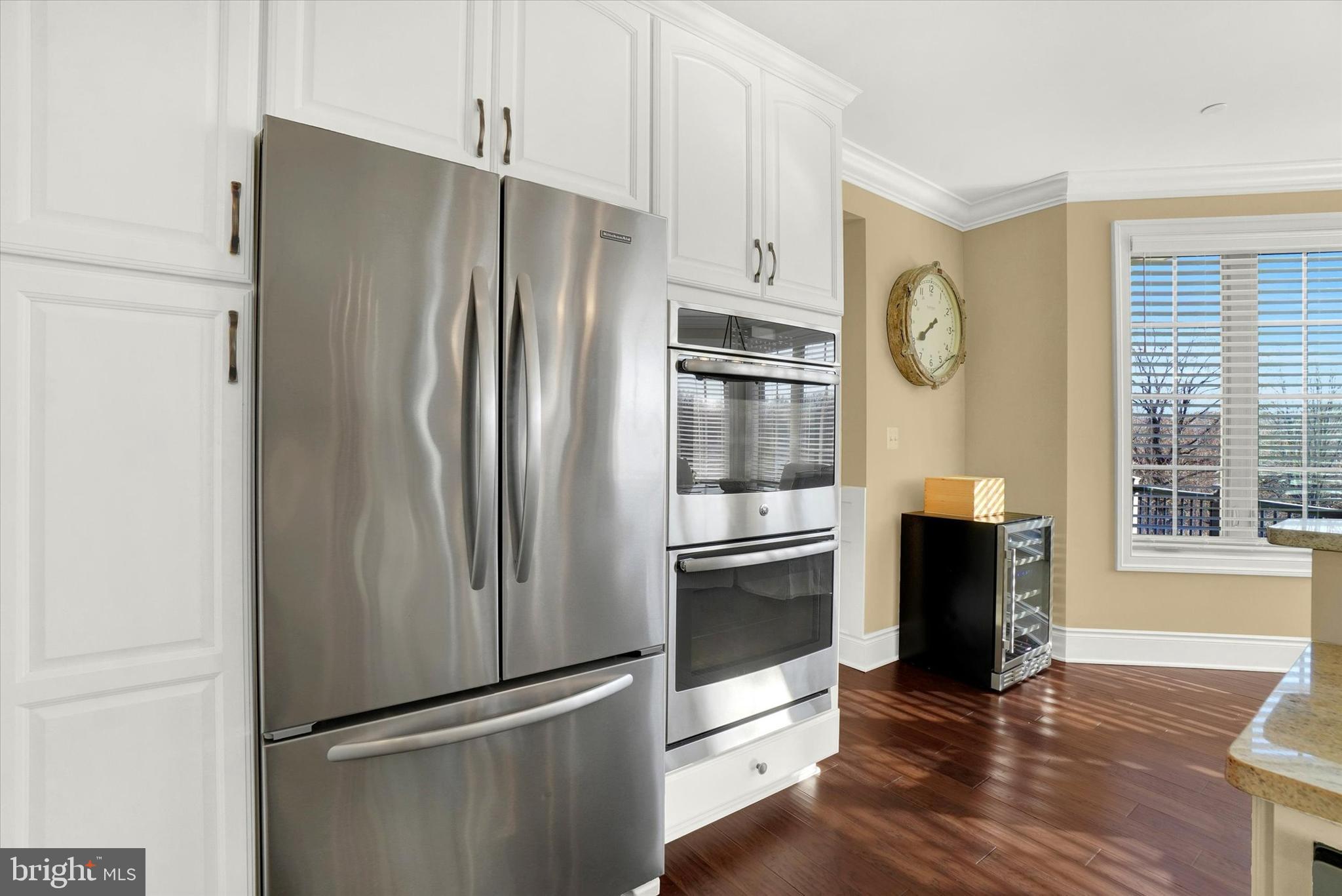 14507 Ventry Farm Court Sparks Glencoe, MD 21152 - Photo 17 of 87 a kitchen with stainless steel appliances granite countertop a refrigerator and a stove