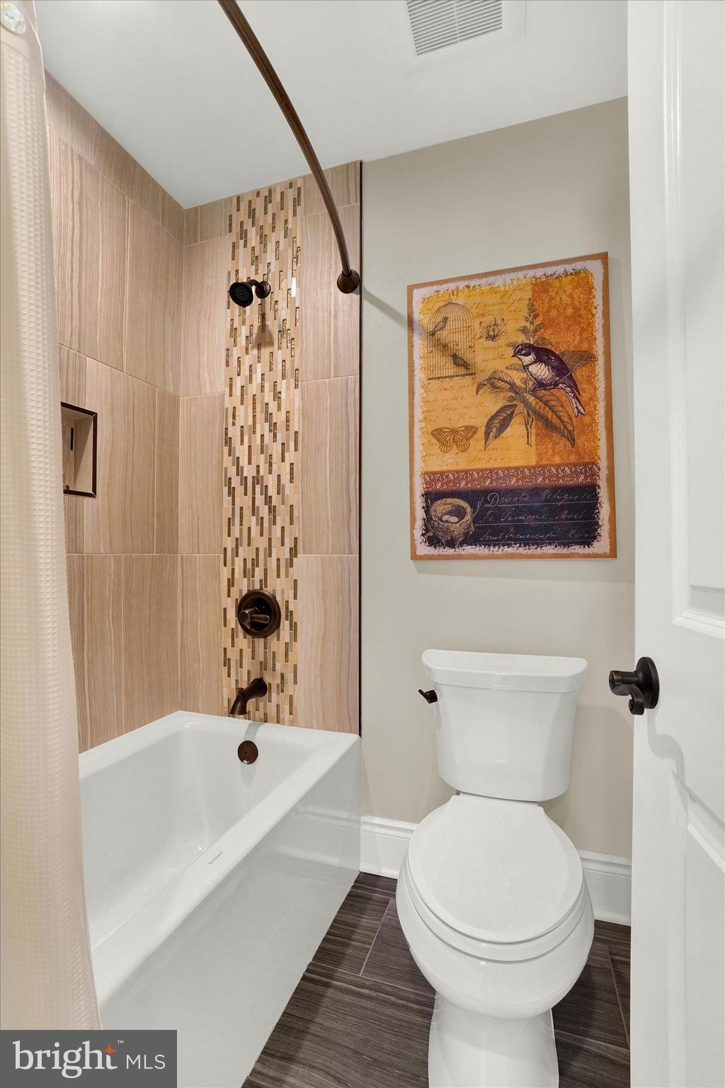 14507 Ventry Farm Court Sparks Glencoe, MD 21152 - Photo 43 of 87 a bathroom with a toilet a sink and bathtub