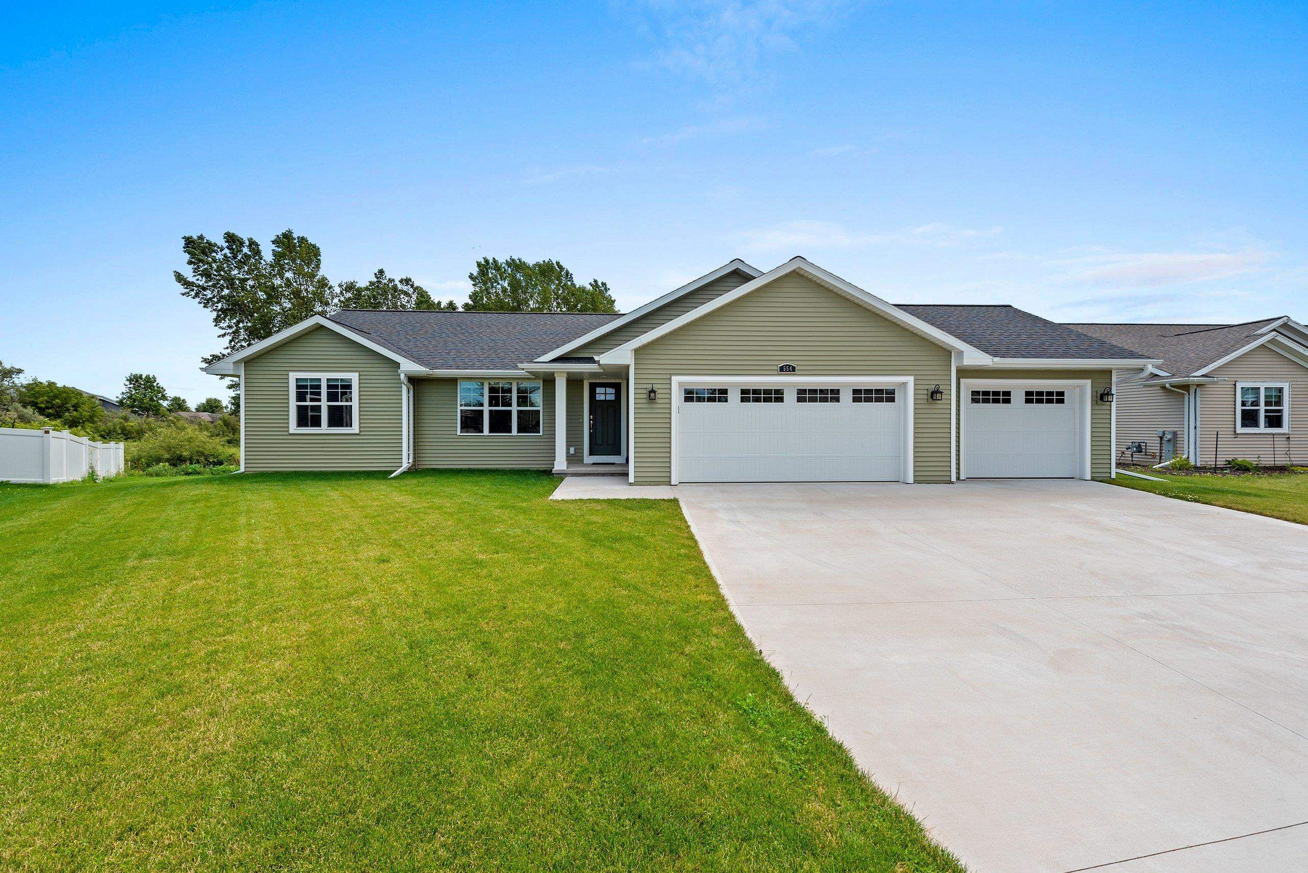 554 Wendy Way Pulaski, WI 54162 - Photo 1 of 1 Gallery Image 1