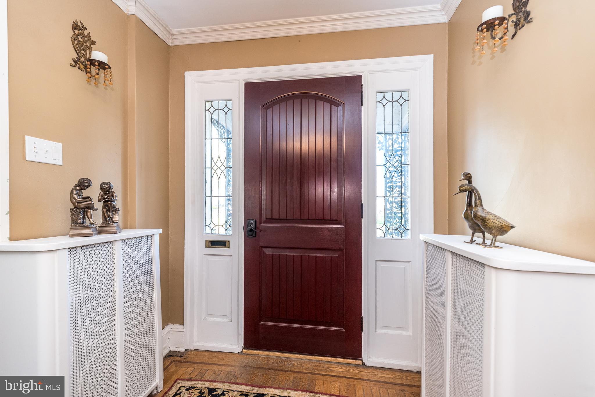 318 Rosedale Drive Pottstown, PA 19464 - Photo 4 of 35