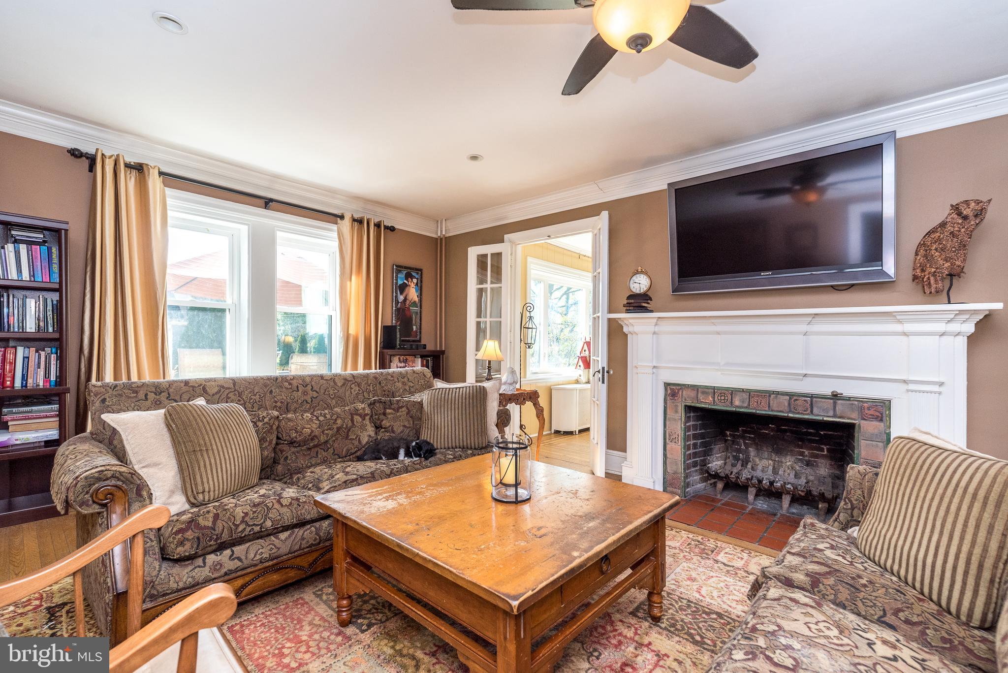 318 Rosedale Drive Pottstown, PA 19464 - Photo 8 of 35