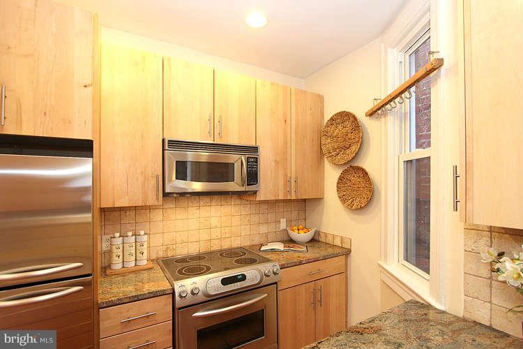 1839 Kalorama Road Northwest, Unit 4 Washington, DC 20009 - Photo 4 of 9 Kitchen