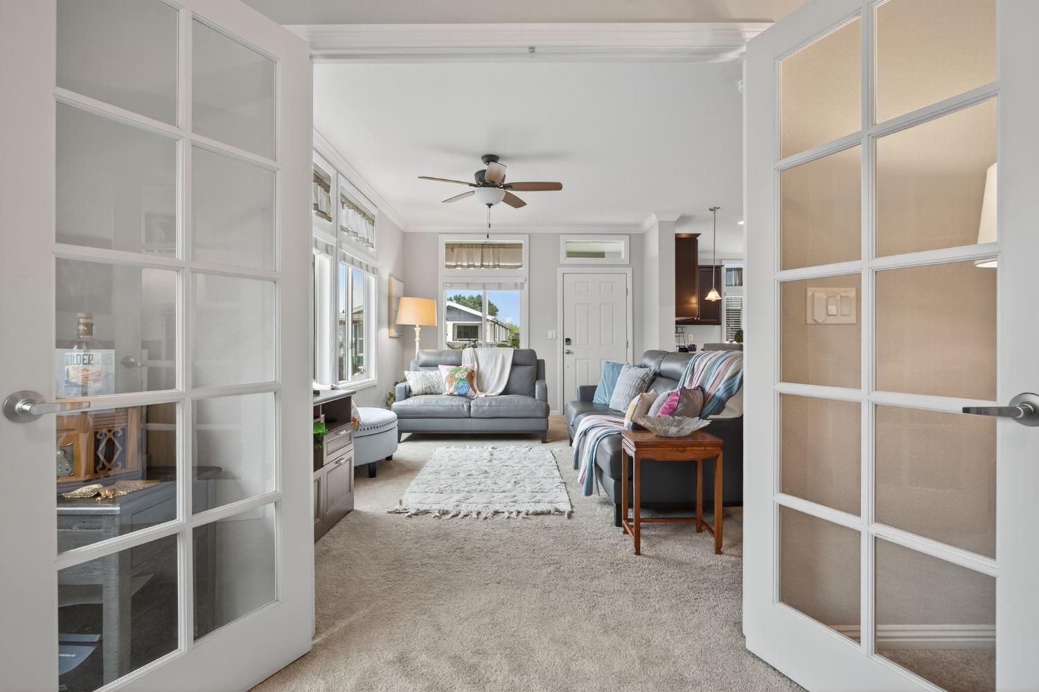 1885 Maricopa Highway, Unit 1 Ojai, CA 93023 - Photo 23 of 36 a living room with furniture