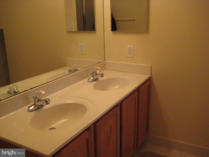 5 Brecht Road Hamilton, NJ 08690 - Photo 4 of 9