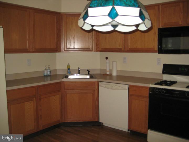 5 Brecht Road Hamilton, NJ 08690 - Photo 8 of 9