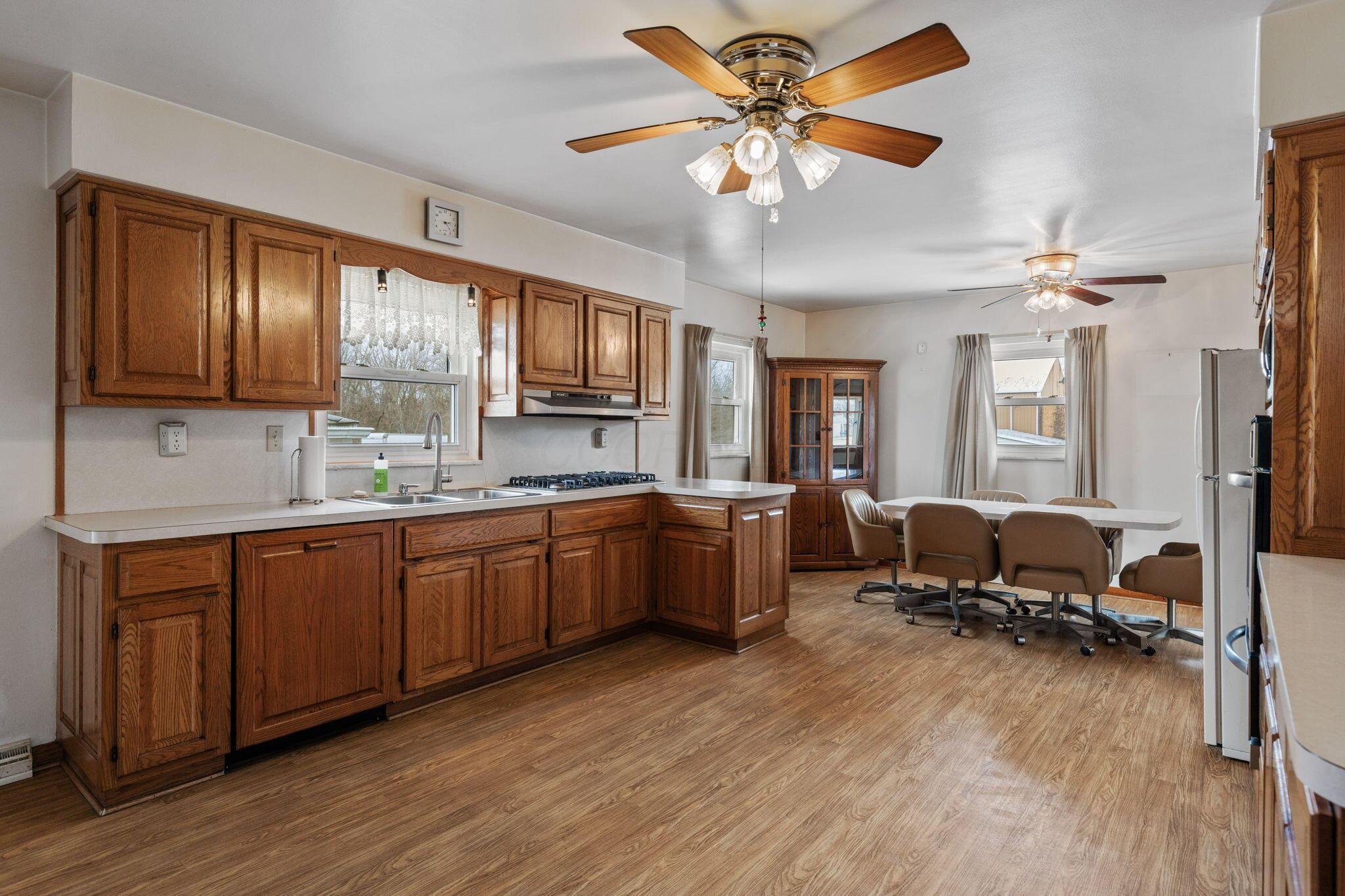 1322 Richter Road Columbus, OH 43223 - Photo 11 of 48 2025-3-3 1322 Richter Rd 043