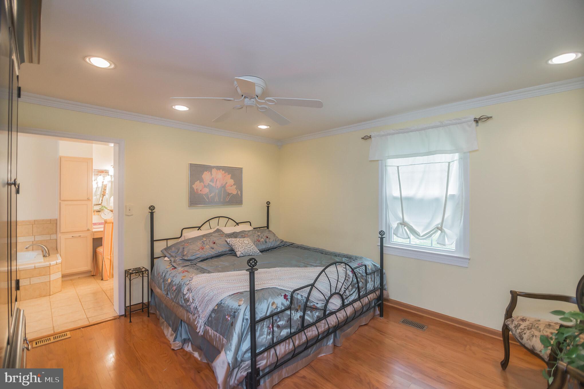 6156 Georgetown Road Broad Run, VA 20137 - Photo 16 of 40 Master bedroom with hardwood floors