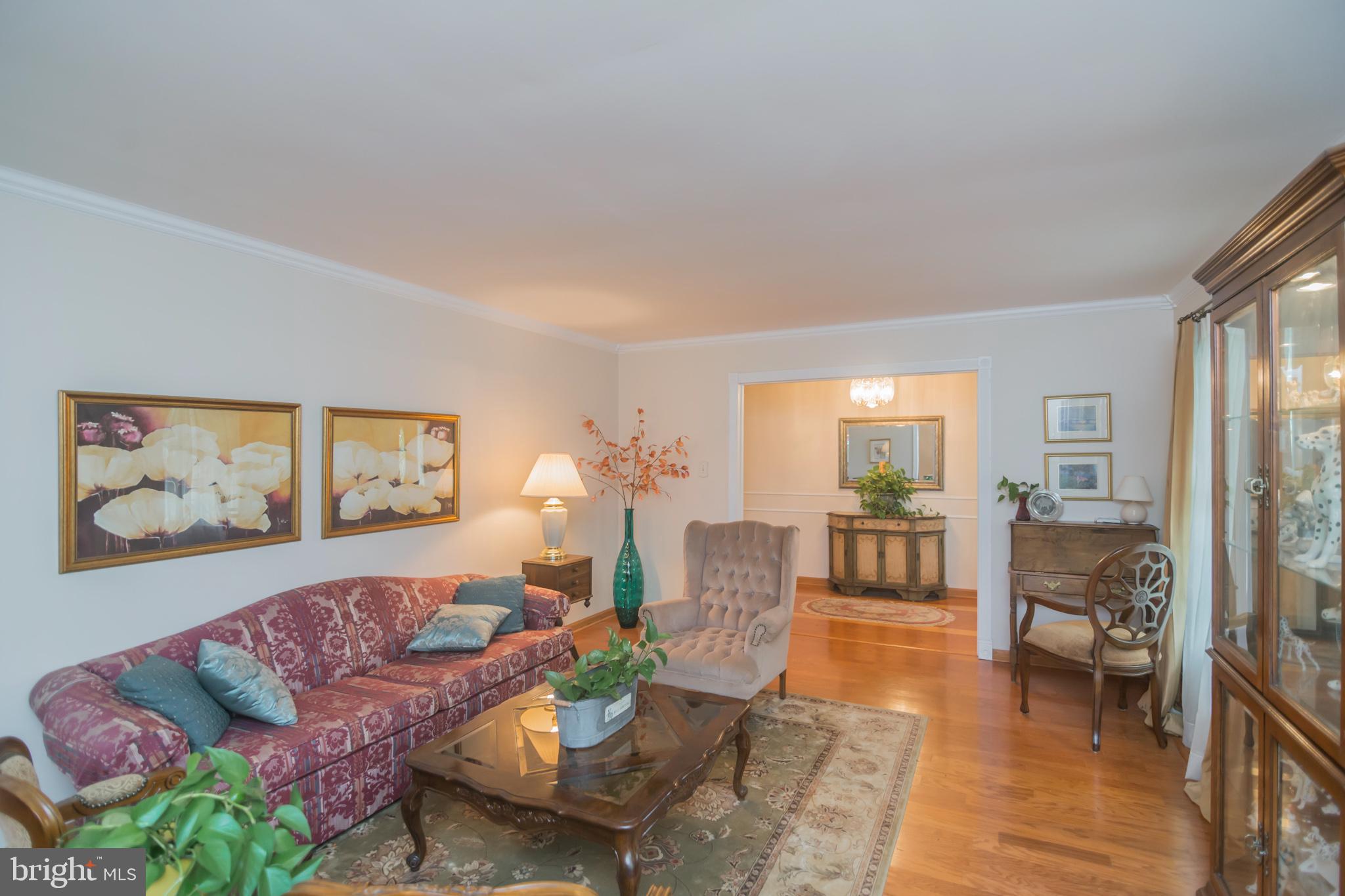 6156 Georgetown Road Broad Run, VA 20137 - Photo 8 of 40 Formal Living Room