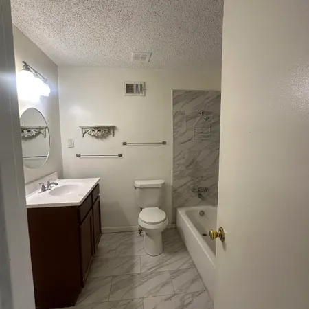 $1,400 | 5364 Santa Monica Cove, Memphis, TN 38116