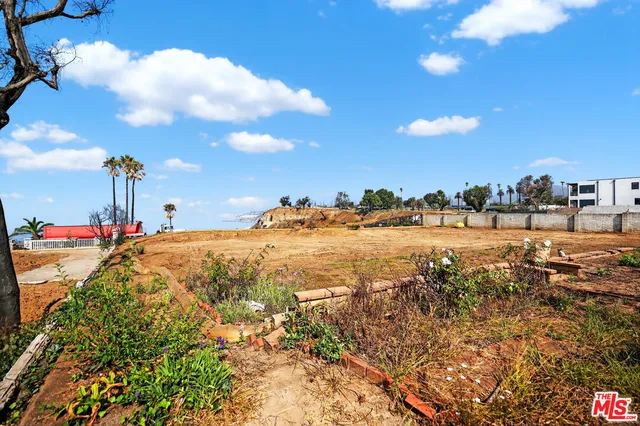 a view of ocean view