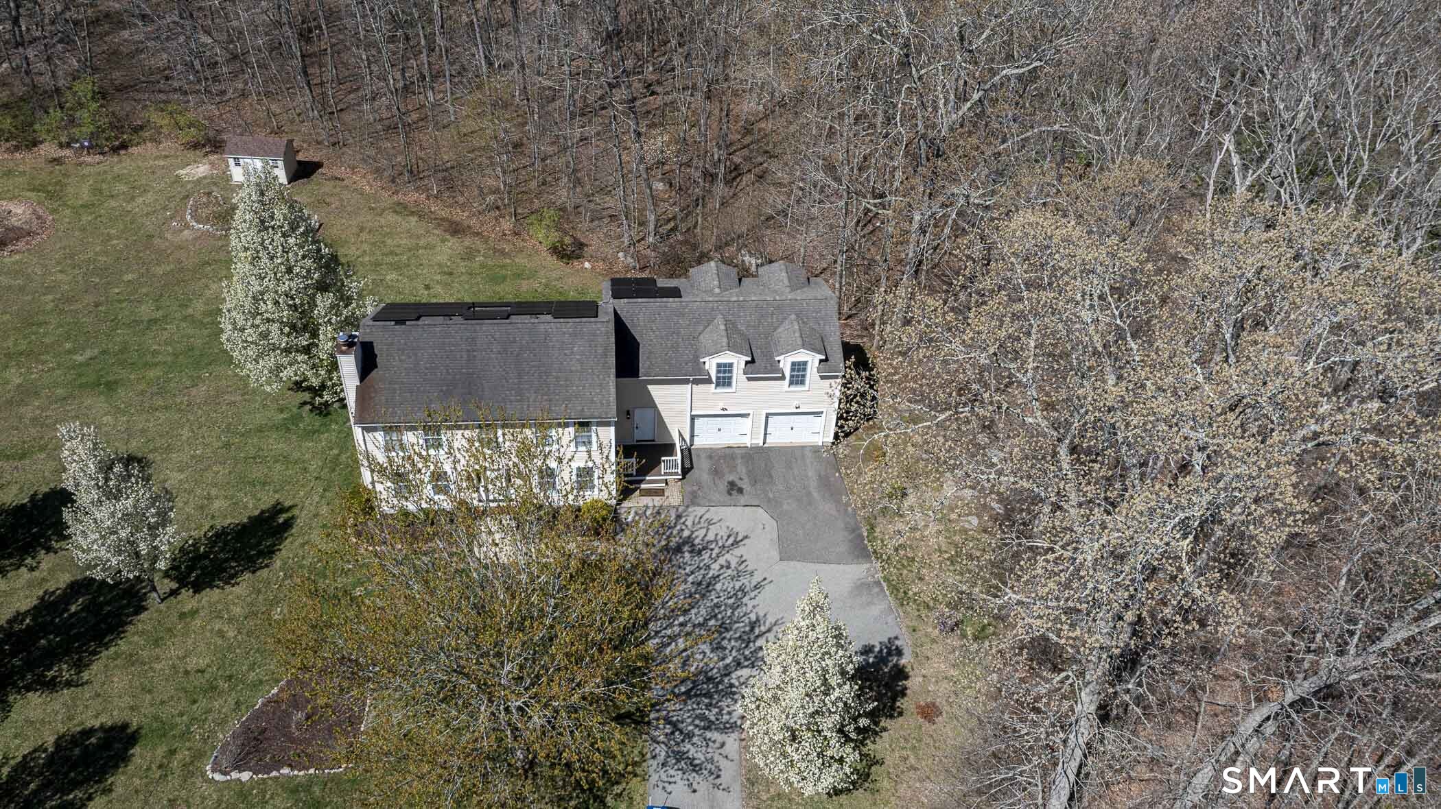 11 Reservoir View Ledyard, CT 06339 - Photo 3 of 32