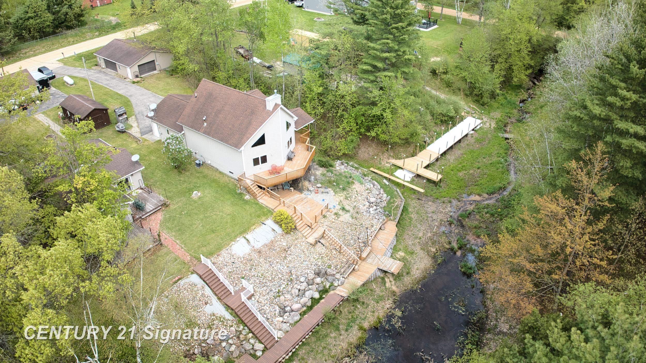 1724 Middle Point Drive Alger, MI 48610 - Photo 39 of 53