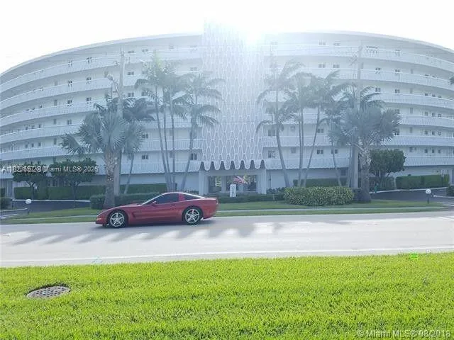 $3,795 | 2505 South Ocean Boulevard, Unit 2070, Palm Beach, FL 33480