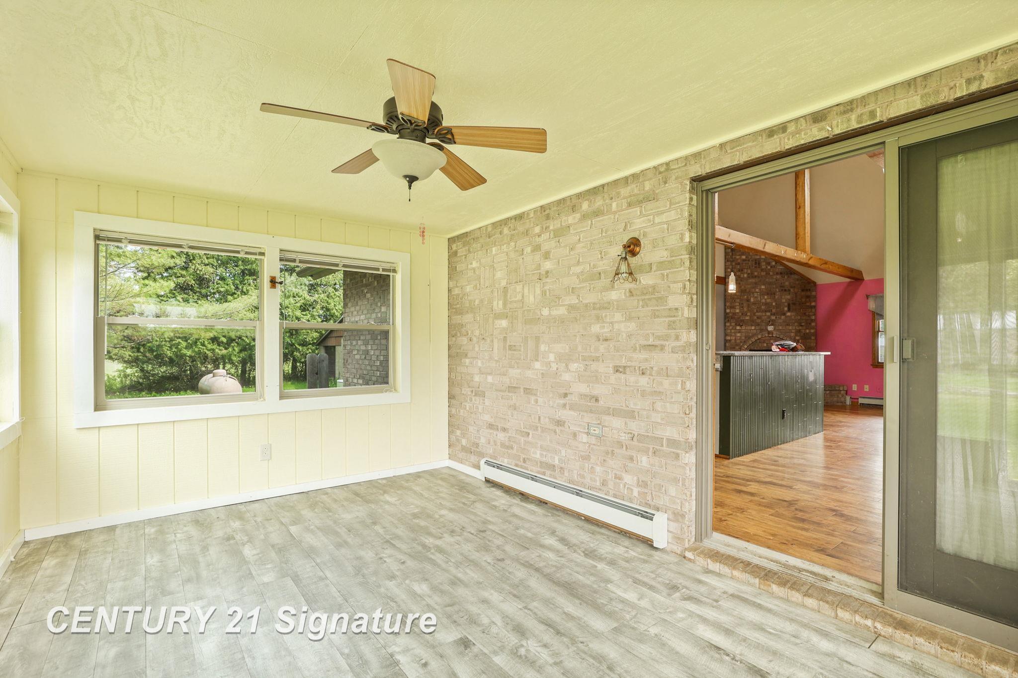 720 Pt Crescent Rd Port Port Austin, MI 48467 - Photo 34 of 79