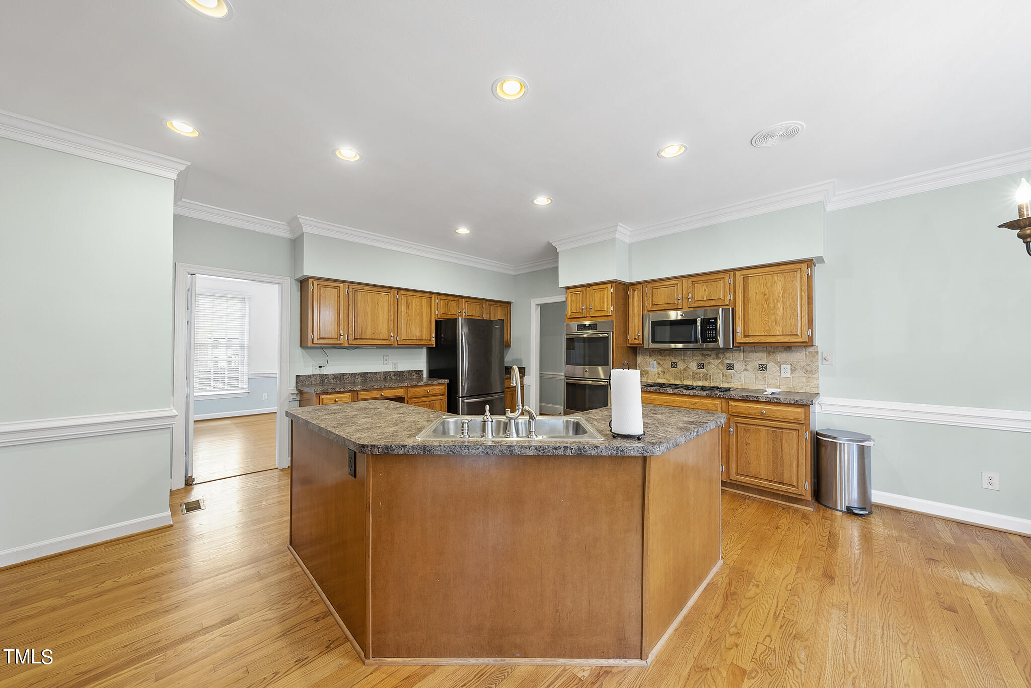 7412 Spyglass Way Raleigh, NC 27615 - Photo 16 of 52 DSC07574