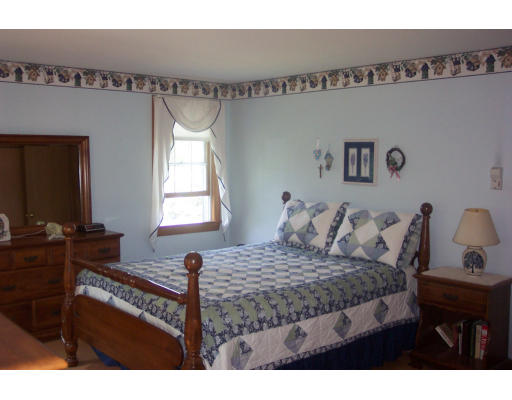 95 Millbury Road Oxford, MA 01540 - Photo 8 of 11 Gallery Image 8