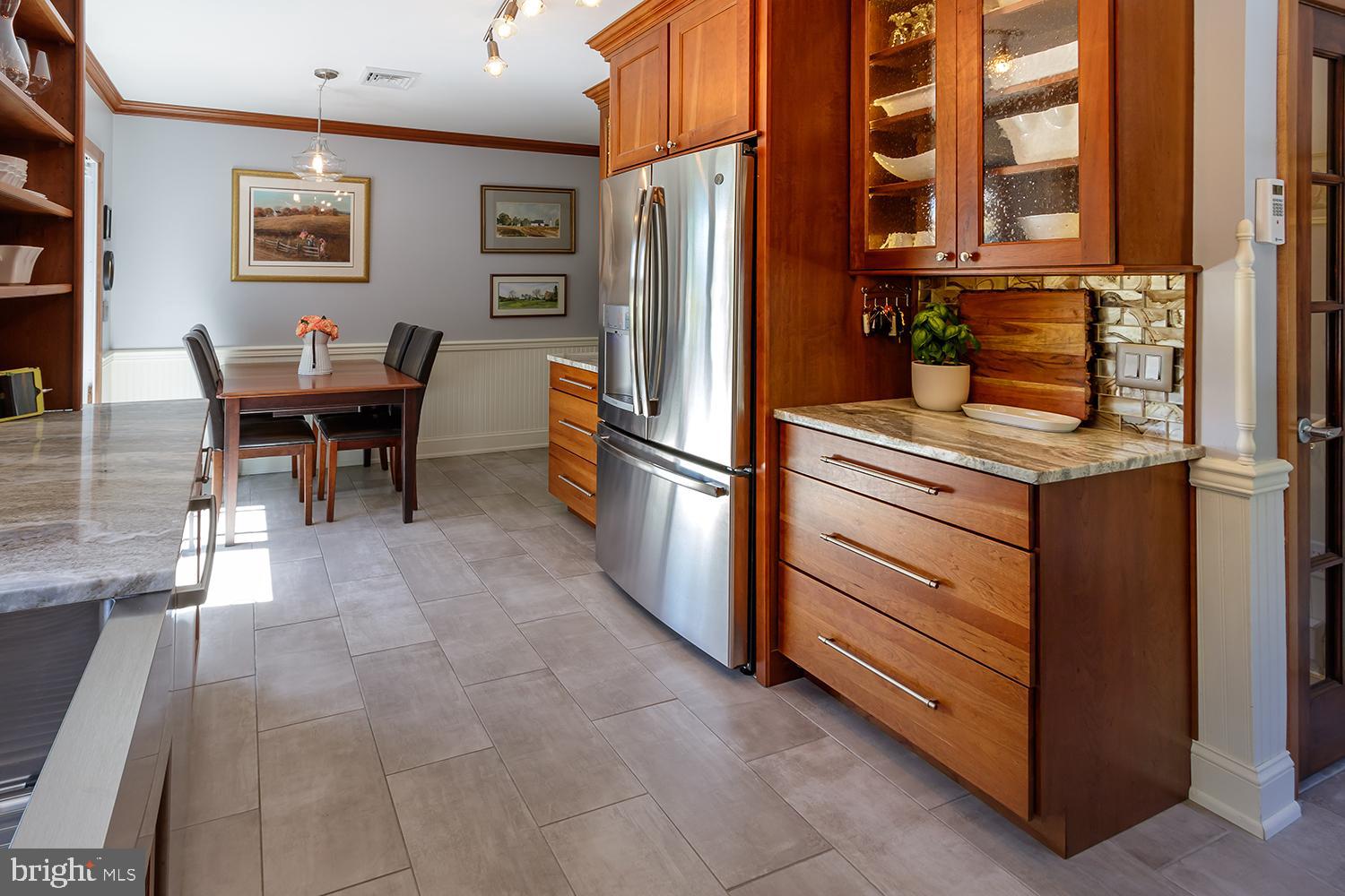 91 Ark Road Lumberton, NJ 08048 - Photo 19 of 46 Spacious dining area