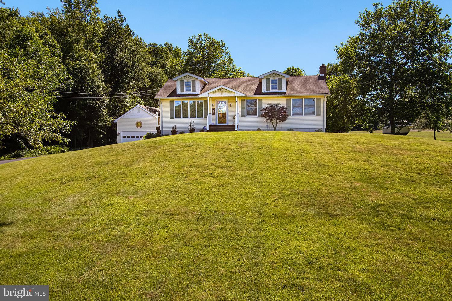 91 Ark Road Lumberton, NJ 08048 - Photo 2 of 46 Lush grassy grounds