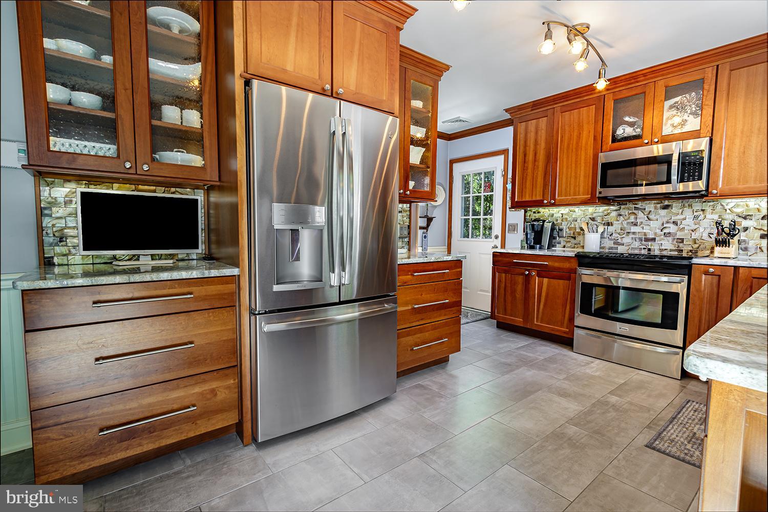 91 Ark Road Lumberton, NJ 08048 - Photo 10 of 46 Designer gourmet kitchen