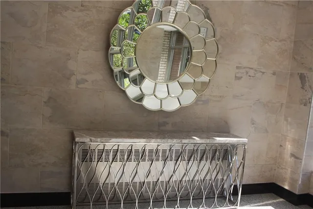 $230,000 | 880 Boynton Avenue, Unit 18A | Soundview