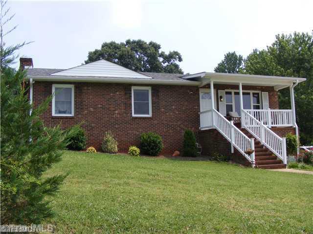 2126 North Old 52 Road Pinnacle, NC 27043 - Photo 2 of 16 Exterior Front.